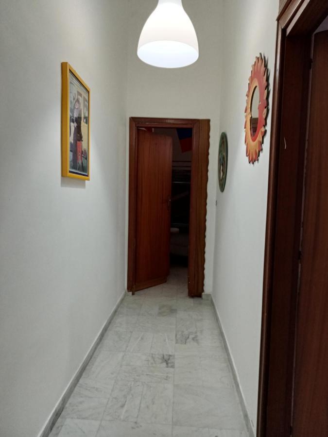 Dama Hostelbb Napoli Bagian luar foto